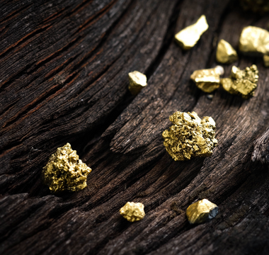 The TRUE Anti-Aging Benefits of 24k Gold in Skincare